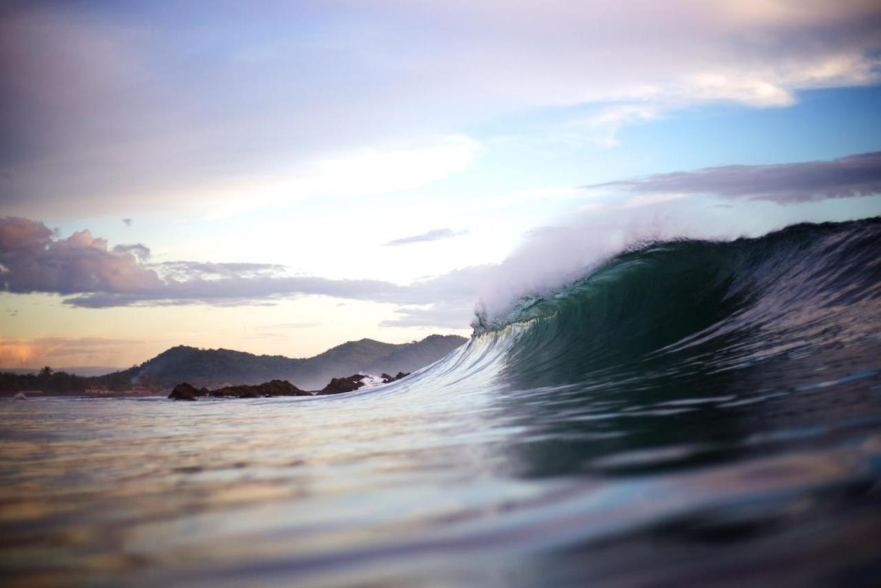 Solid Surf Camp Hostel Nicaragua Transito 外观 照片