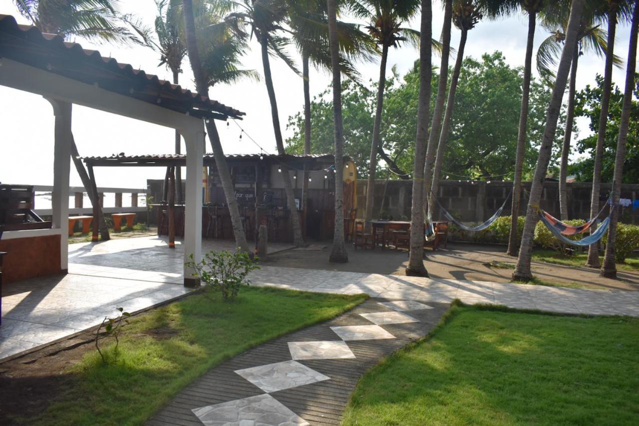 Solid Surf Camp Hostel Nicaragua Transito 外观 照片