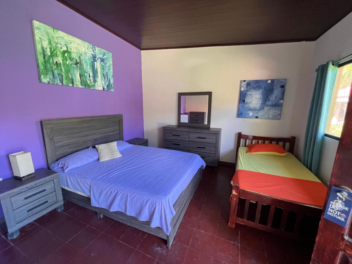 Solid Surf Camp Hostel Nicaragua Transito 外观 照片